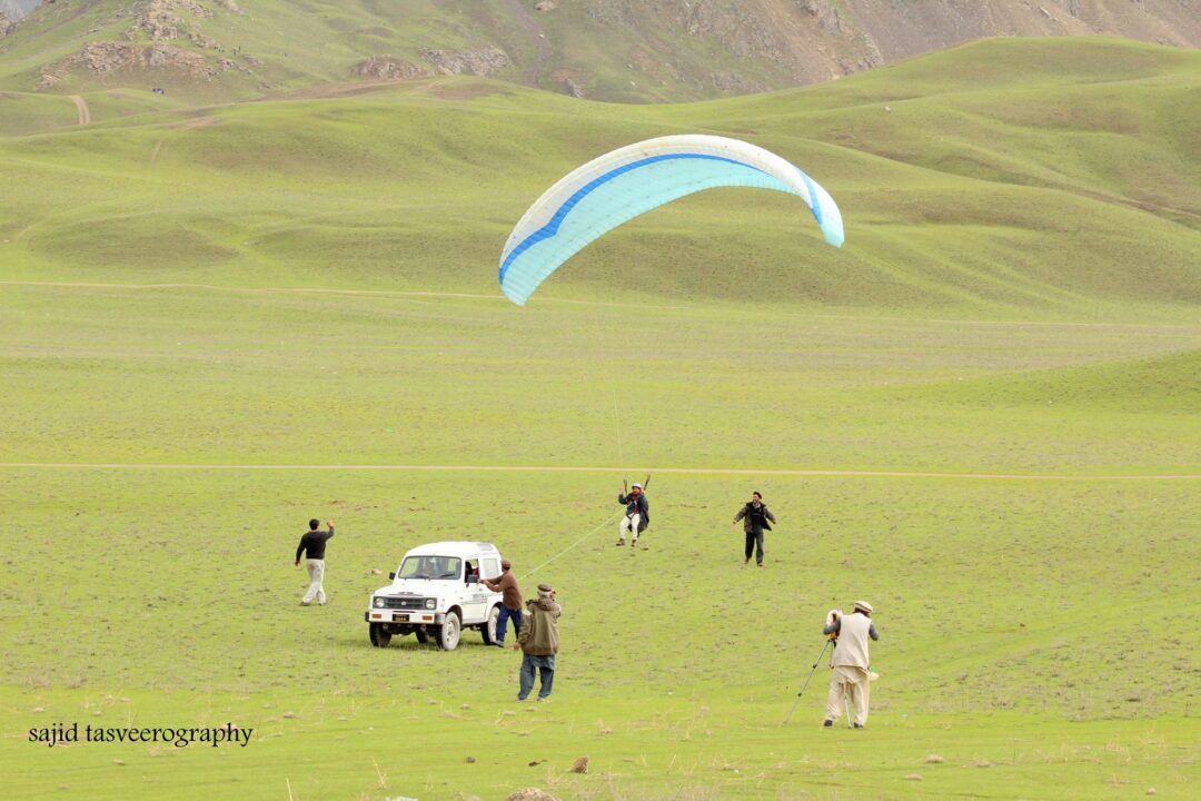 Paragliding Trip Package - Image 2