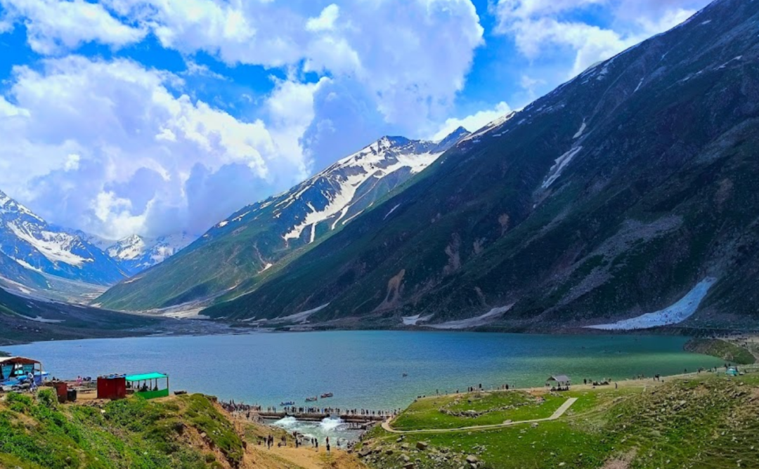 Naran Kaghan Babusar Top Family Tour Package 2 Nights 3 Days (22)