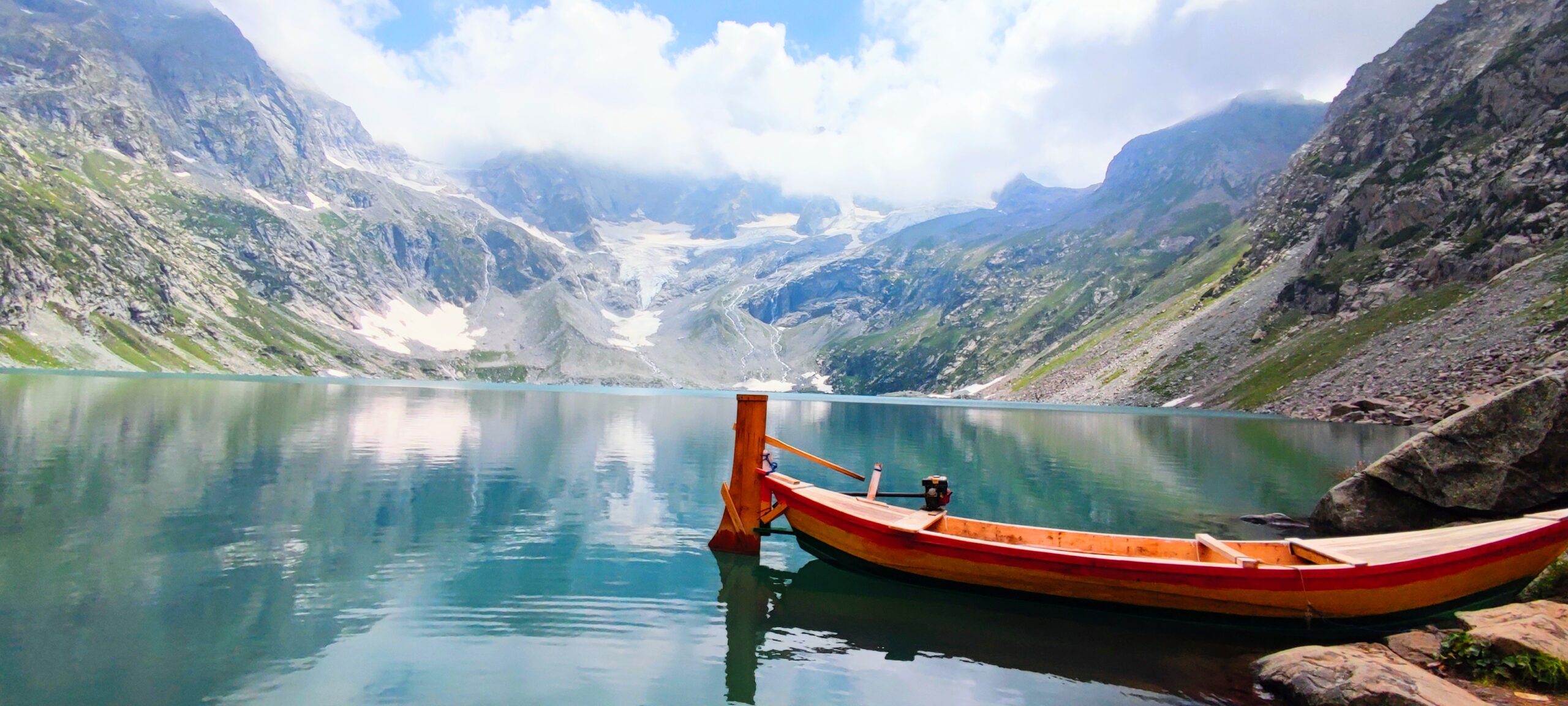 Katora Lake