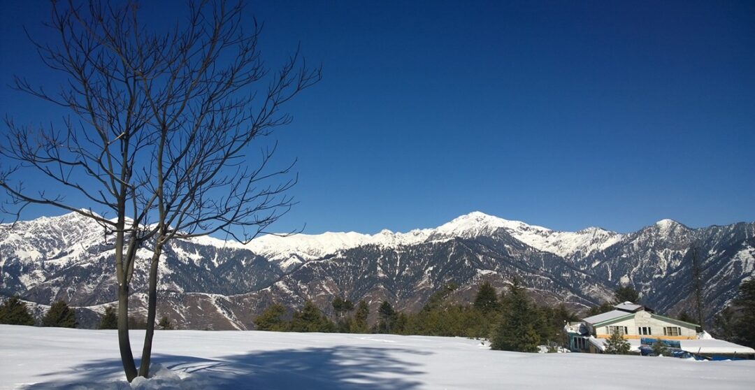 Shogran Family Private Tour Package Snowfall