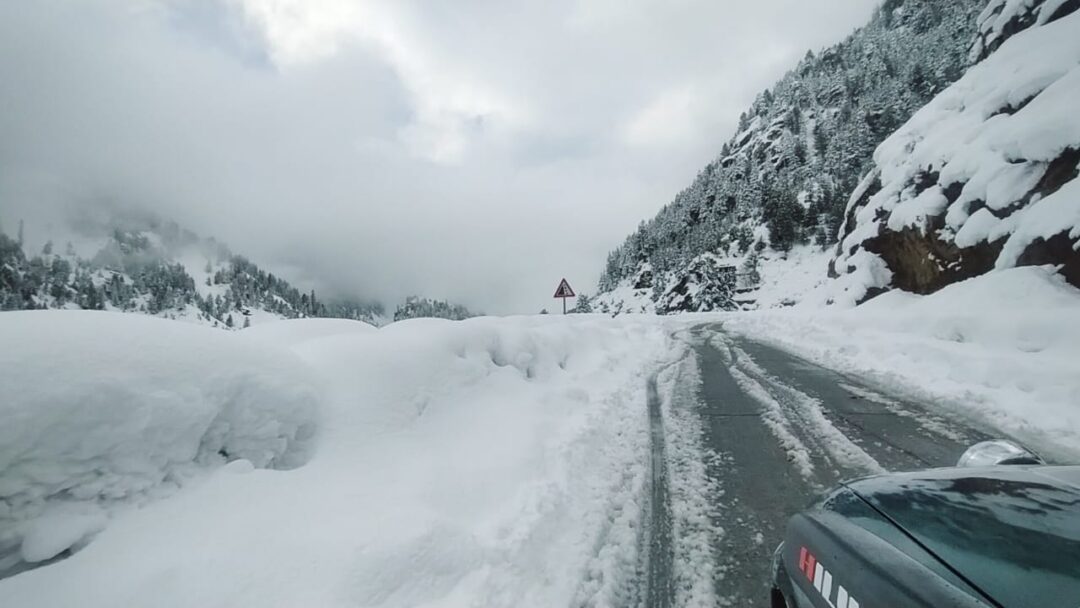 Kumrat Valley & Lowari Top Winter Group Tour | 3 Days 2 Nights Snow Adventure - Image 11